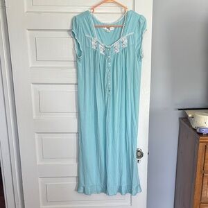 Eileen West Women's Light Blue Lace-Trim Nightgown